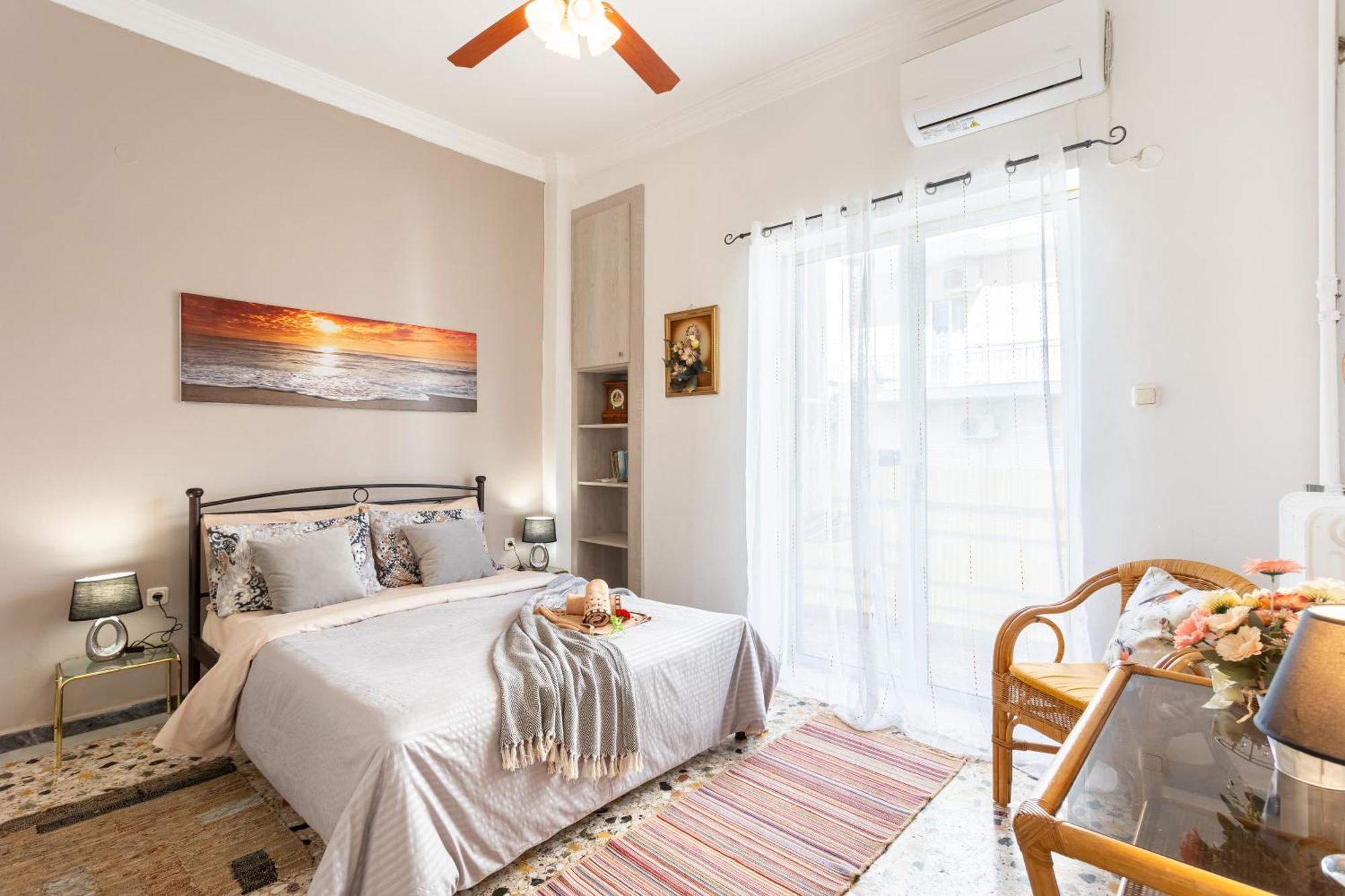 Sofi'S Flat In The City Center, 5Min To The Sea Kalamata Exterior foto