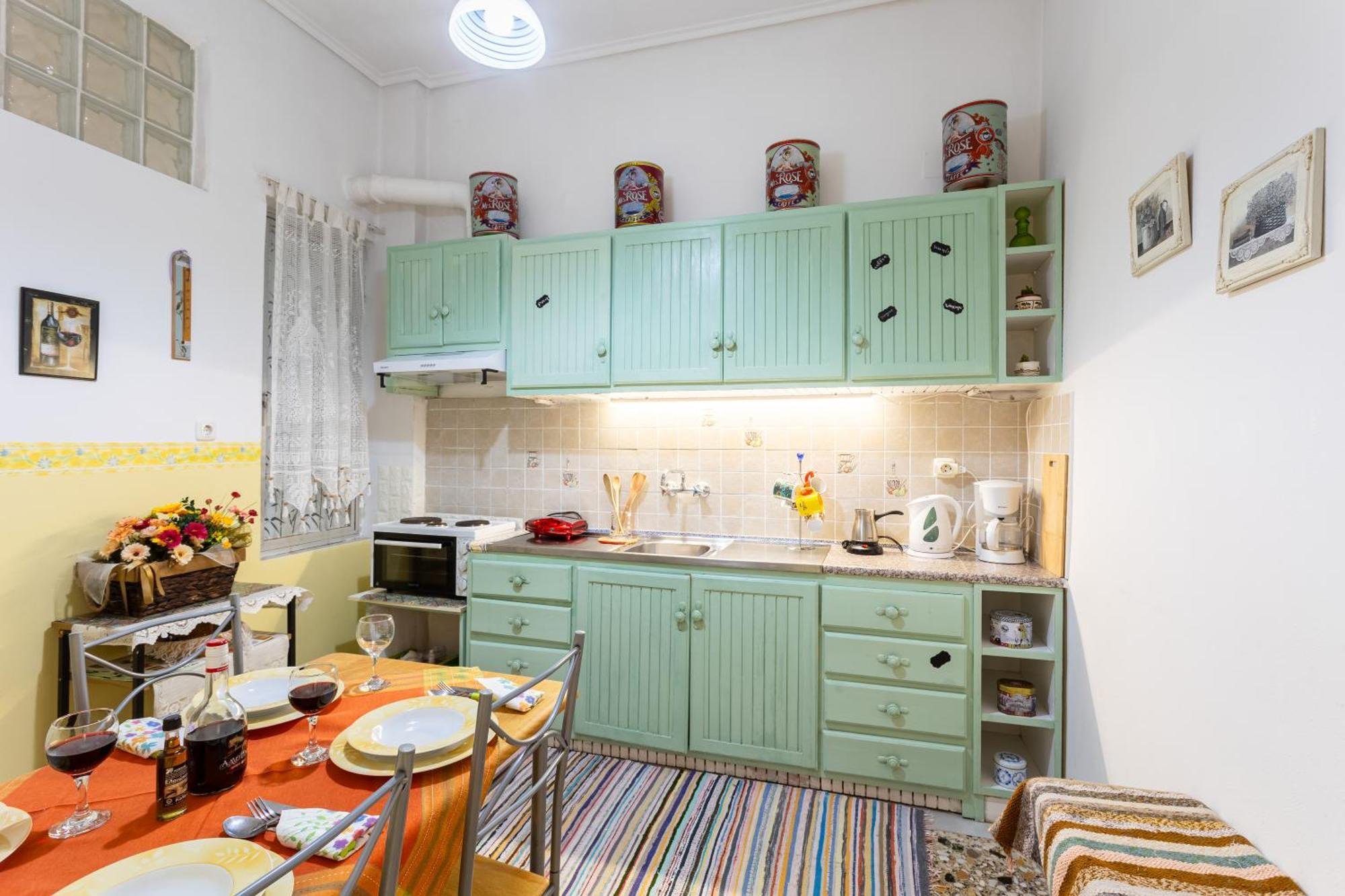 Sofi'S Flat In The City Center, 5Min To The Sea Kalamata Exterior foto