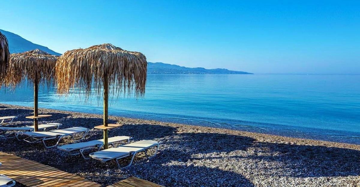 Sofi'S Flat In The City Center, 5Min To The Sea Kalamata Exterior foto
